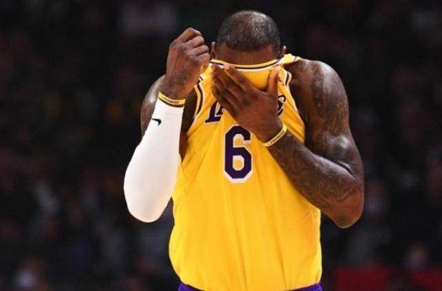 九游体育下载-詹姆斯:2011年心态失衡 如今不会在意黑子的评价